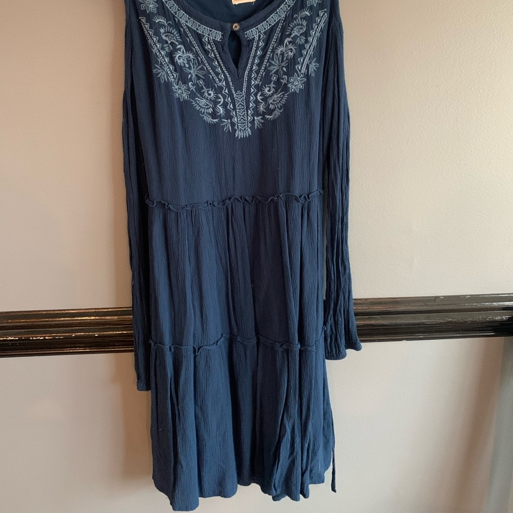 Hollister Open Shoulder Dress with detailing